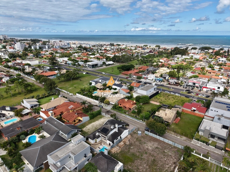 CASA DE ALTO PADRÃO À VENDA EM ATLÂNTIDA: 27ª foto da galeria de imagens do imóvel