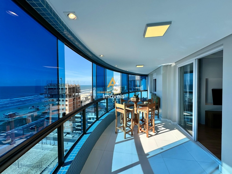 COBERTURA DUPLEX DECORADA FRENTE LESTE VISTA MAR!!!: 3ª foto da galeria de imagens do imóvel
