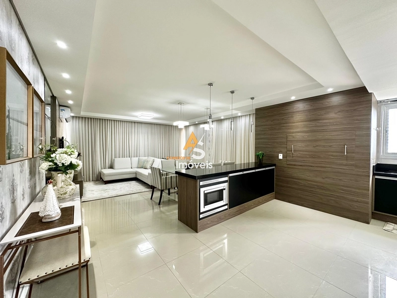 EXCELENTE APARTAMENTO DE 4 DORMITÓRIOS COM 4 VAGAS DE GARAGEM!!!: 2ª foto da galeria de imagens do imóvel