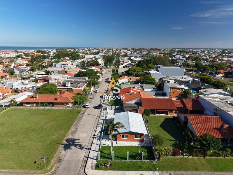 CASA PERTINHO DO MAR EM XANGRI-LÁ À VENDA !!!: 2ª foto da galeria de imagens do imóvel