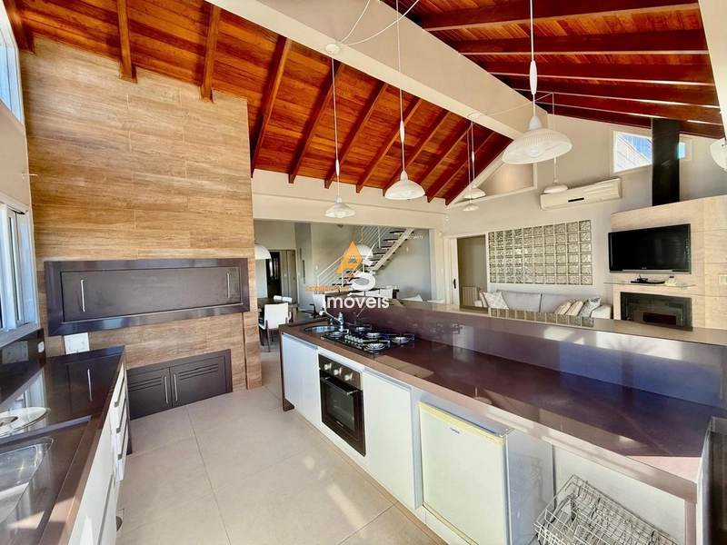 DUPLEX COM 4 SUÍTES EM GARIBALDI!!!: 6ª foto da galeria de imagens do imóvel