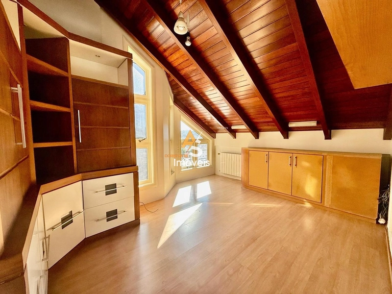 DUPLEX COM 4 SUÍTES EM GARIBALDI!!!: 5ª foto da galeria de imagens do imóvel