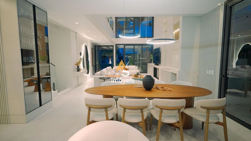CASA FINAMENTE MOBILIADA E DECORADA NO CONDOMÍNIO CAPÃO ILHAS RESORT: 16ª foto da galeria de imagens do imóvel