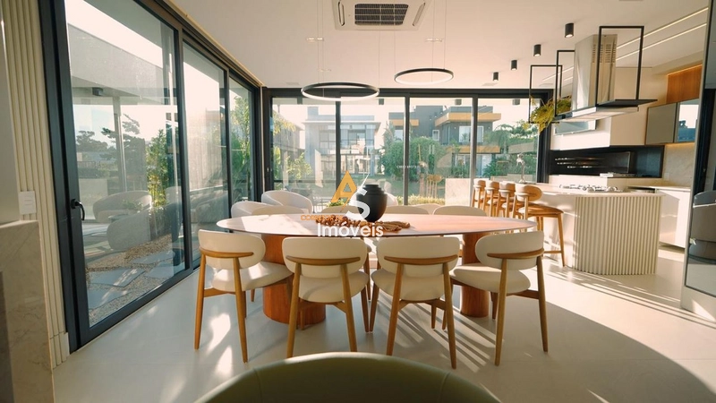 CASA FINAMENTE MOBILIADA E DECORADA NO CONDOMÍNIO CAPÃO ILHAS RESORT: 24ª foto da galeria de imagens do imóvel
