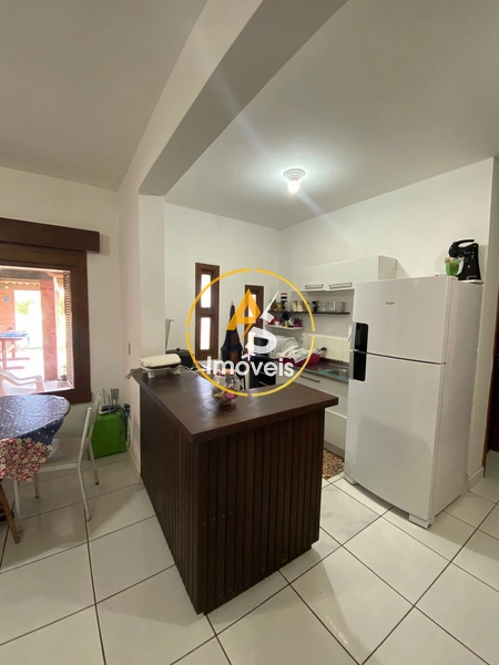 CASA DE 3 DORMITÓRIO NO CENTRO DE XANGRI-LÁ!!!: 4ª foto da galeria de imagens do imóvel
