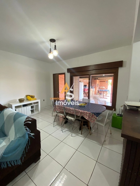 CASA DE 3 DORMITÓRIO NO CENTRO DE XANGRI-LÁ!!!: 2ª foto da galeria de imagens do imóvel