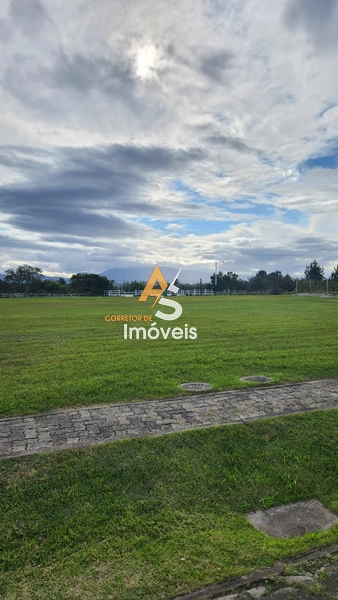 TERRENO NO CONDOMÍNIO CAPÃO ILHAS RESORT: 2ª foto da galeria de imagens do imóvel