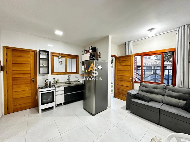 CASA APENAS 2 QUADRAS DO MAR!!!: 10ª foto da galeria de imagens do imóvel