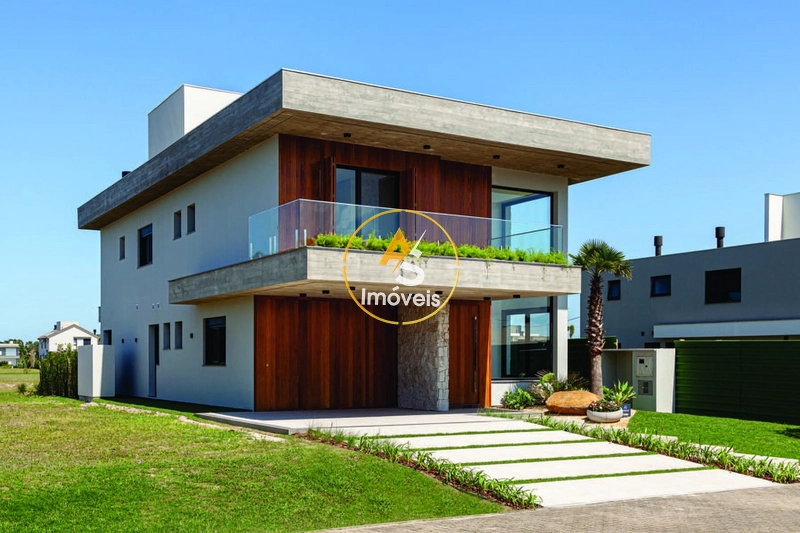 CASA PADRÃO LUXO EM TORRES!!!: 1ª foto da galeria de imagens do imóvel