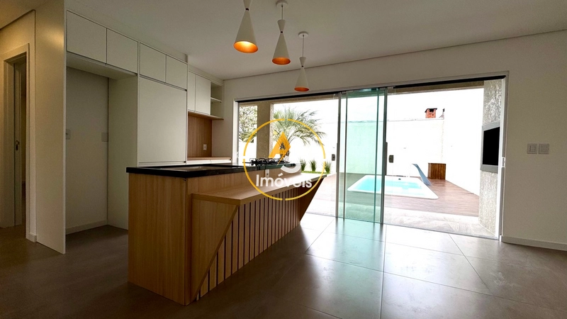 CASA NA PRAIA DE ATLÂNTIDA SUL: 11ª foto da galeria de imagens do imóvel