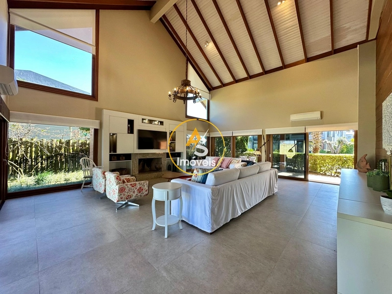 CASA À VENDA CONDOMÍNIO LAS DUNAS: 3ª foto da galeria de imagens do imóvel