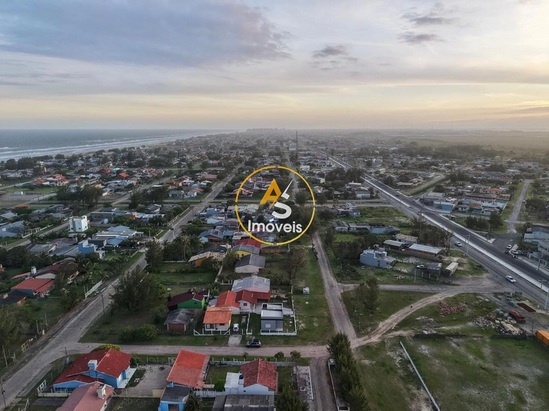 CASA À VENDA DE ESQUINA EM CAPÃO DA CANOA: 23ª foto da galeria de imagens do imóvel