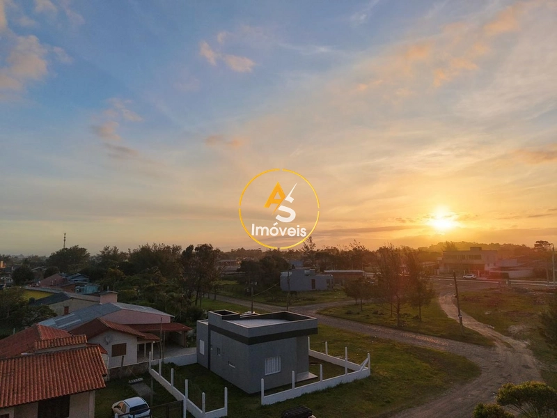 CASA À VENDA DE ESQUINA EM CAPÃO DA CANOA: 28ª foto da galeria de imagens do imóvel