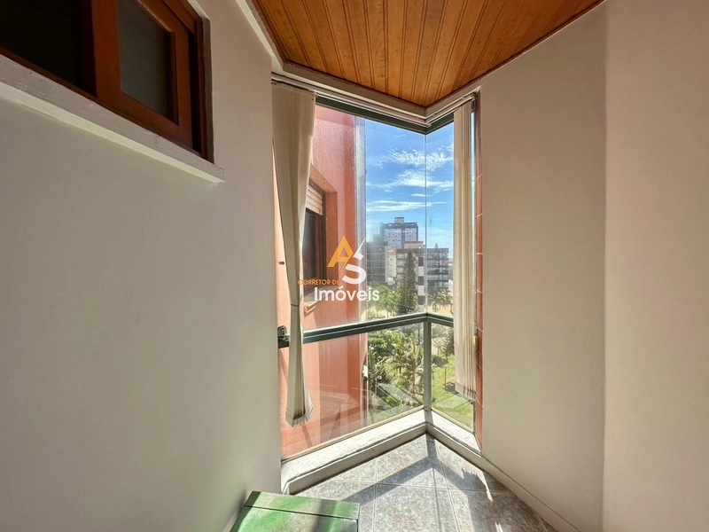 APTO À VENDA DE FRENTE PARA PRAÇA E COM UMA LINDA VISTA P/ O MAR: 18ª foto da galeria de imagens do imóvel