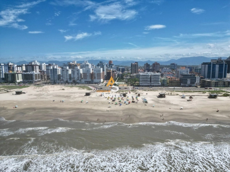 APTO À VENDA DE FRENTE PARA PRAÇA E COM UMA LINDA VISTA P/ O MAR: 27ª foto da galeria de imagens do imóvel