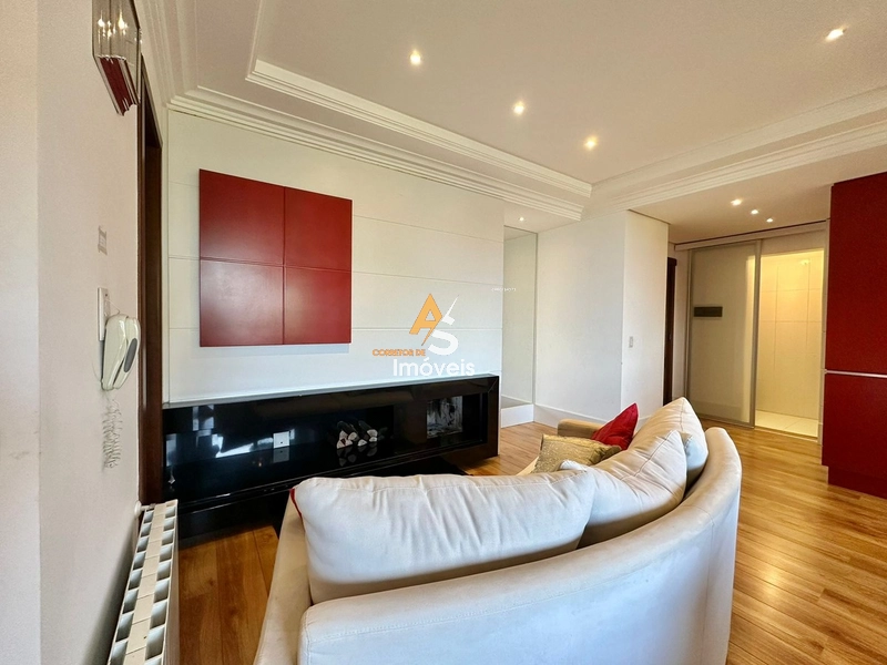 APARTAMENTO DE 2 DORMITÓRIOS À VENDA EM GRAMADO: 1ª foto da galeria de imagens do imóvel