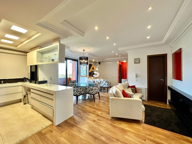 APARTAMENTO DE 2 DORMITÓRIOS À VENDA EM GRAMADO: 2ª foto da galeria de imagens do imóvel
