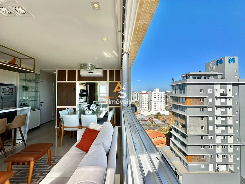 APARTAMENTO À VENDA COM VISTA ETERNA PARA O MAR E SERRA: 10ª foto da galeria de imagens do imóvel