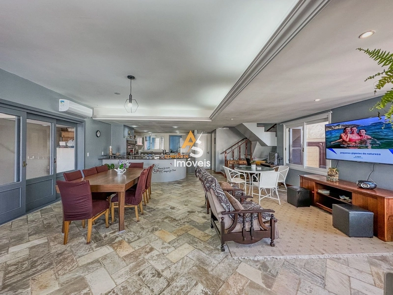 CASA PERTINHO DO MAR À VENDA!!!: 4ª foto da galeria de imagens do imóvel
