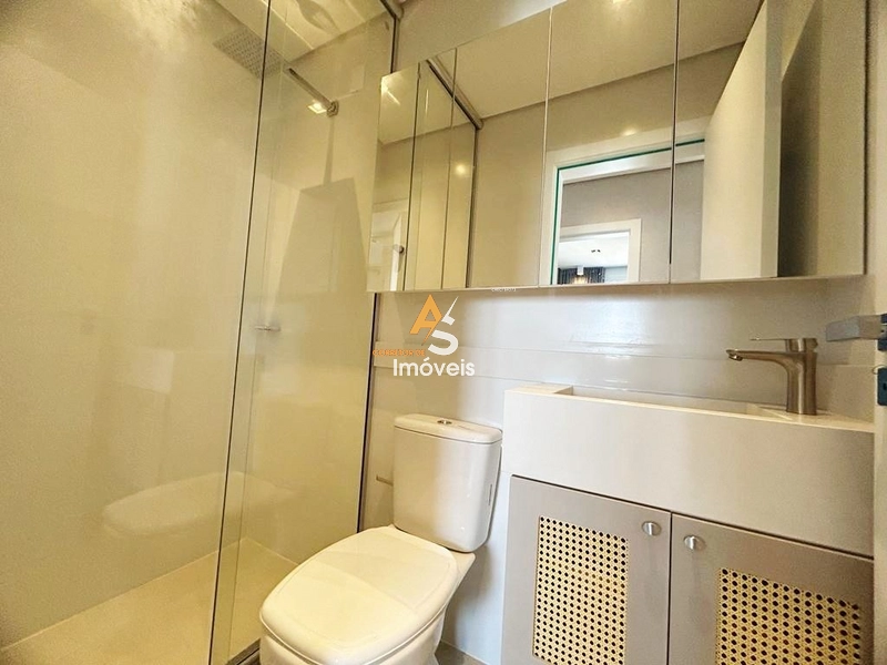 LUXUOSO APARTAMENTO FINAMENTE MOBILIADO E DECORADO: 10ª foto da galeria de imagens do imóvel