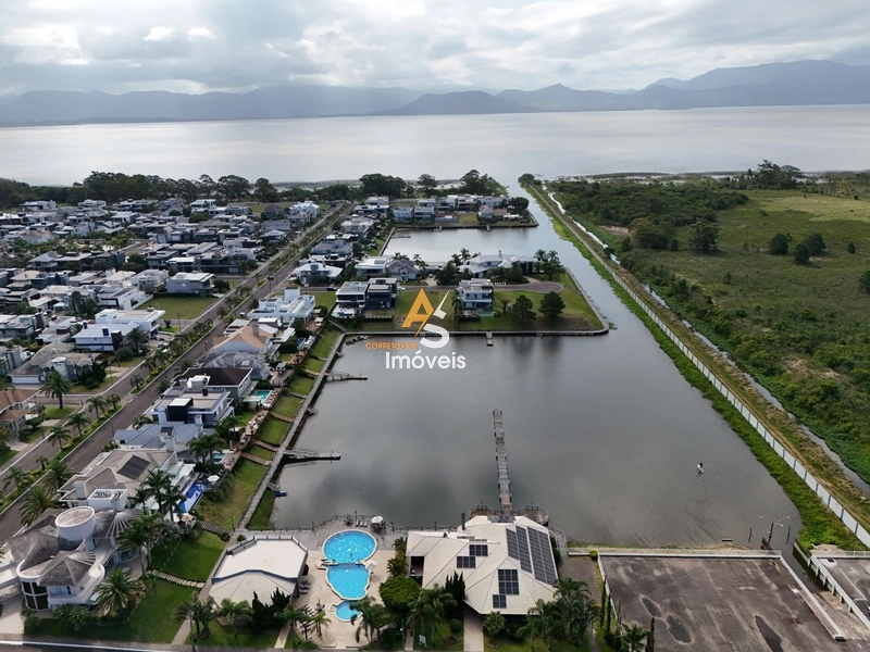 CONDOMÍNIO VELAS DA MARINA SOBRADO À BEIRA DA LAGOA À VENDA !!!: 4ª foto da galeria de imagens do imóvel