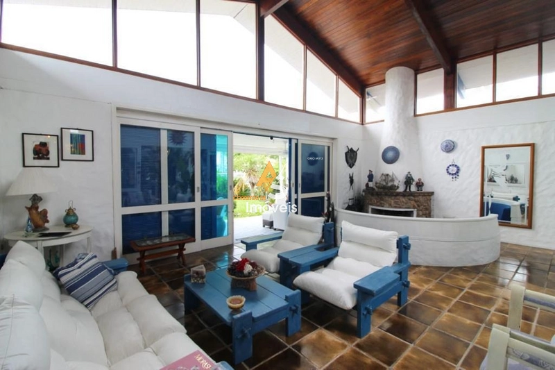 E uma casa do arquiteto Montserrat Estilo Grego!: 11ª foto da galeria de imagens do imóvel