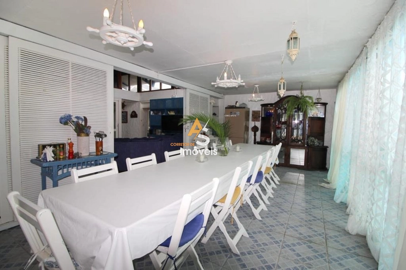 E uma casa do arquiteto Montserrat Estilo Grego!: 10ª foto da galeria de imagens do imóvel