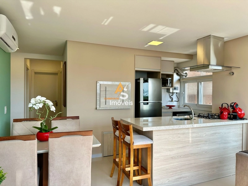APARTAMENTO COM SACADA DE FRENTE, JUNTO AO MAR: 3ª foto da galeria de imagens do imóvel