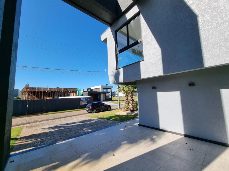 Casa à venda no bairro Dubai - Capão da Canoa/RS: 3ª foto da galeria de imagens do imóvel