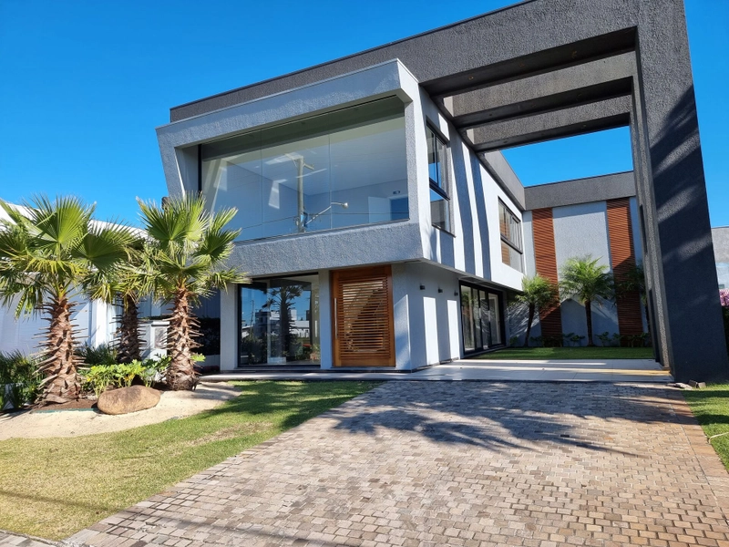 Casa à venda no bairro Dubai - Capão da Canoa/RS: 1ª foto da galeria de imagens do imóvel