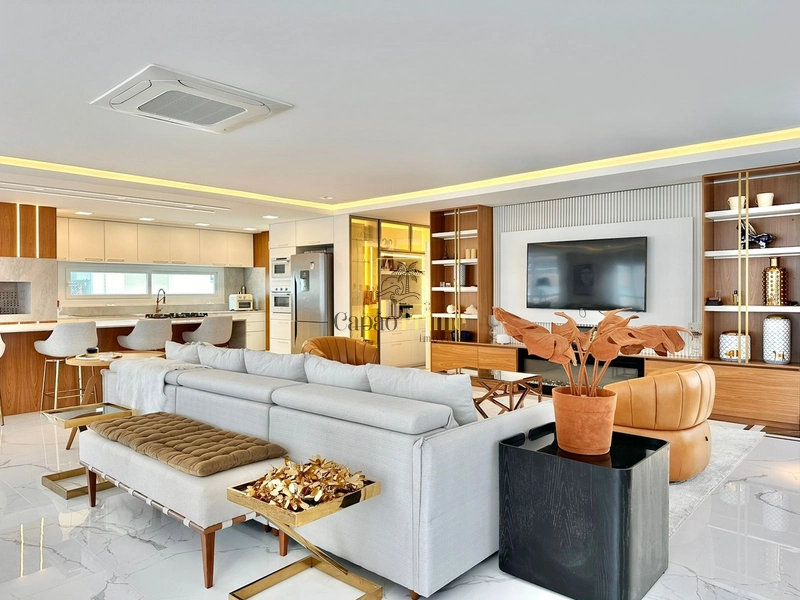 Mansão suspensa mobiliada e decorada com vista mar: 1ª foto da galeria de imagens do imóvel