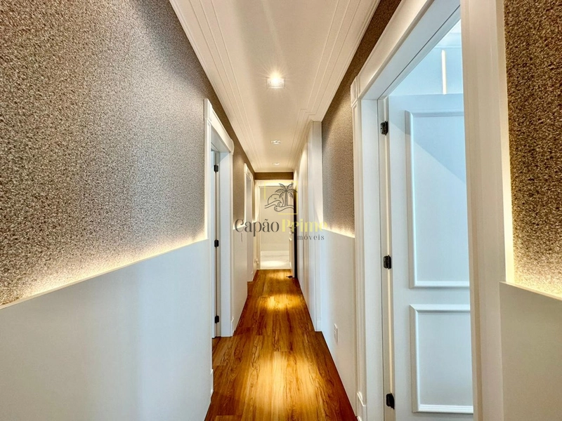 Mansão suspensa mobiliada e decorada com vista mar: 28ª foto da galeria de imagens do imóvel