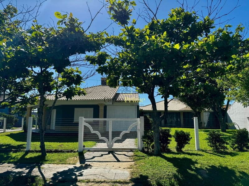 Casa de esquina com quiosque: 41ª foto da galeria de imagens do imóvel