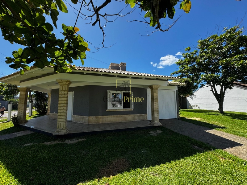 Casa de esquina com quiosque: 4ª foto da galeria de imagens do imóvel