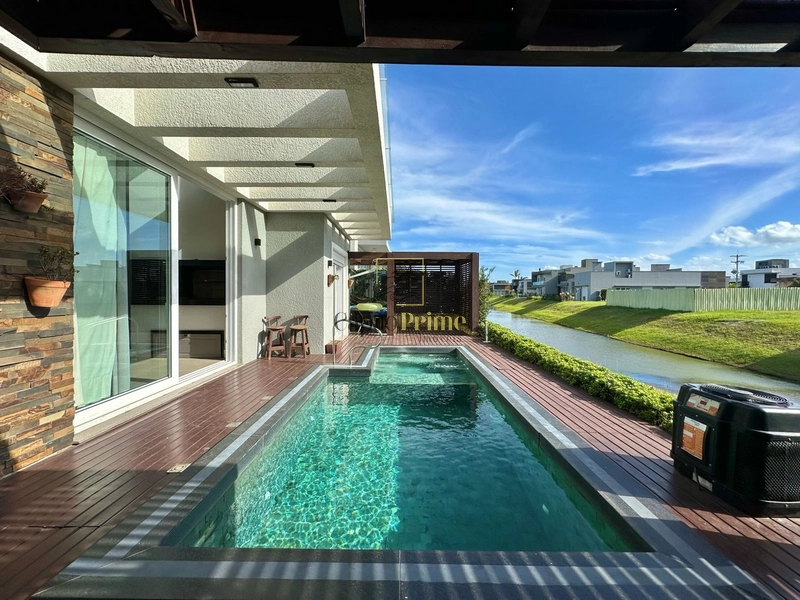 Casa em condomínio mobiliada e decorada: 1ª foto da galeria de imagens do imóvel