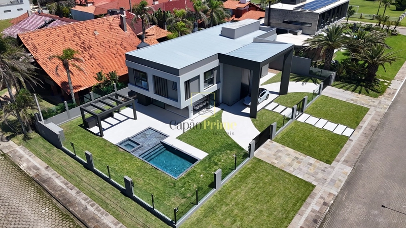 Luxuosa Casa à venda em Atlântida: 6ª foto da galeria de imagens do imóvel