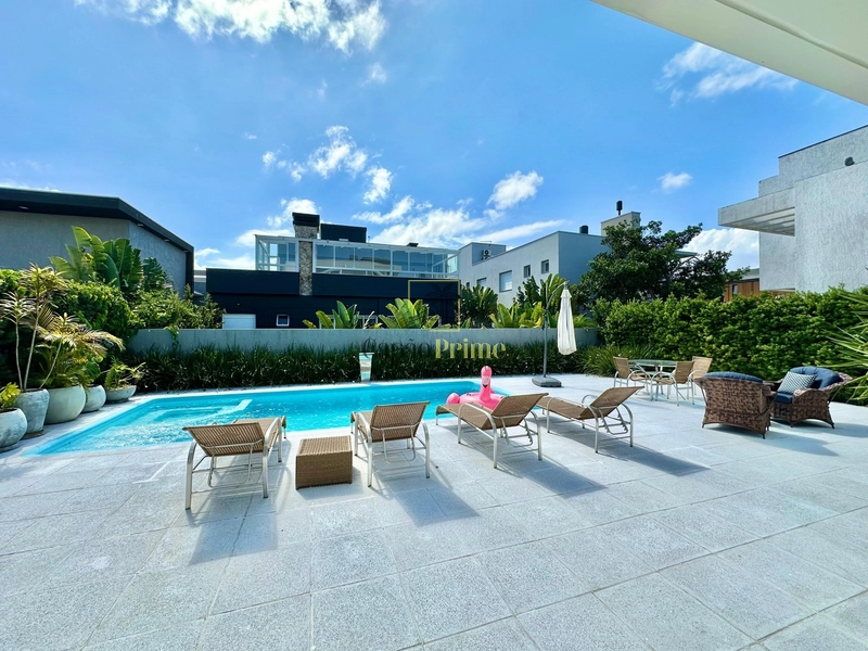 Sobrado em condomínio fechado com acesso a lagoa: 8ª foto da galeria de imagens do imóvel