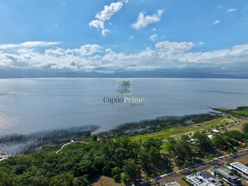 Sobrado em condomínio fechado com acesso a lagoa: 27ª foto da galeria de imagens do imóvel