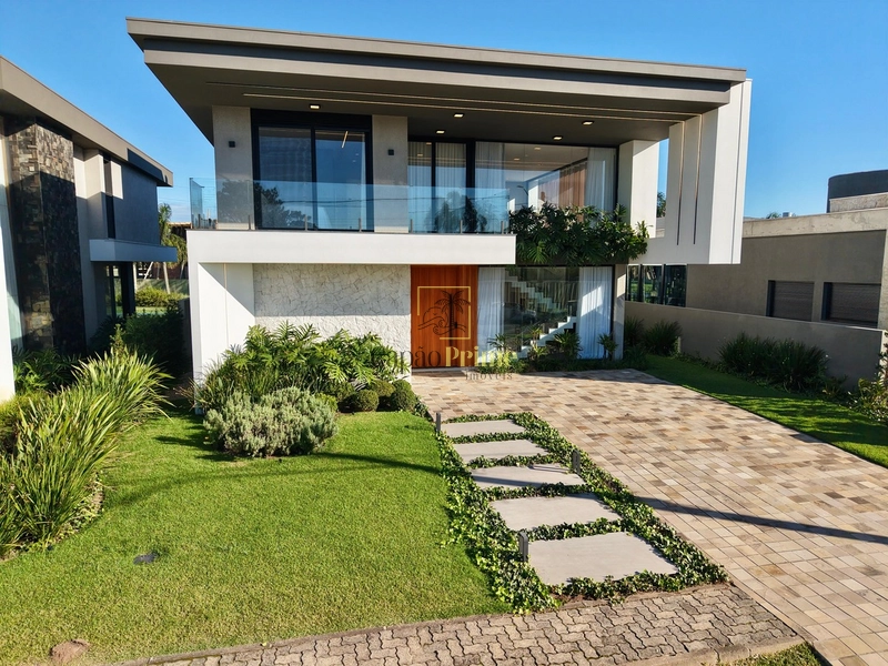 Casa decorado em condomínio fechado com acesso a lagoa: 2ª foto da galeria de imagens do imóvel