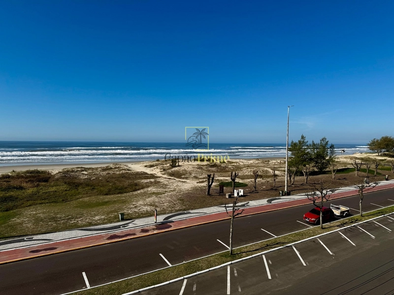 Apartamento 2 dormitórios na beira mar com vista eterna para o mar: 8ª foto da galeria de imagens do imóvel