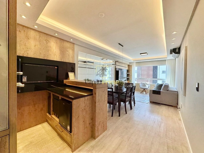 Apartamento 2 dormitórios decorado: 2ª foto da galeria de imagens do imóvel