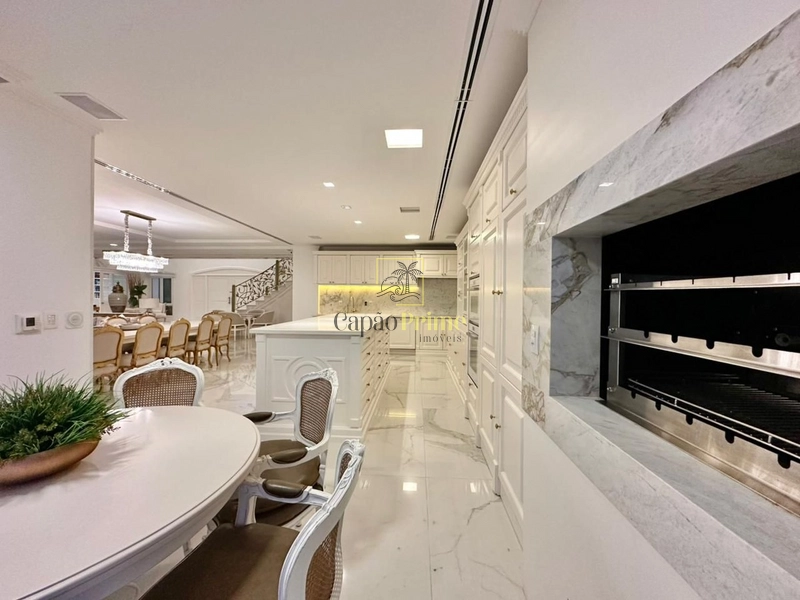 Mansão decorada em condomínio fechado: 75ª foto da galeria de imagens do imóvel