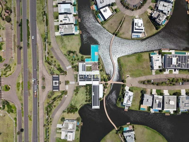 Sobrado de luxo em Xangri-Lá: 54ª foto da galeria de imagens do imóvel