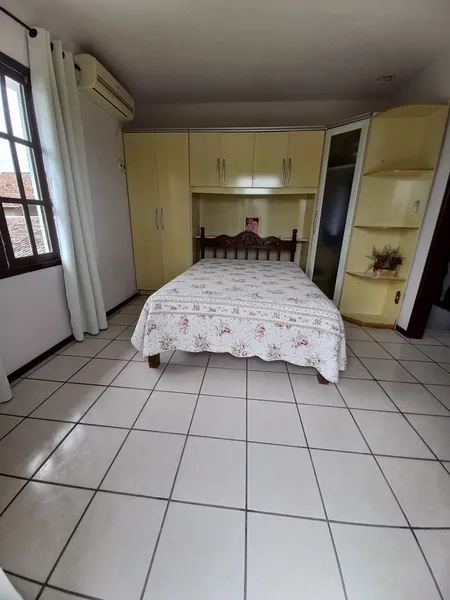 Sobrado Triplex em Sao Francisco do Sul: 16ª foto da galeria de imagens do imóvel