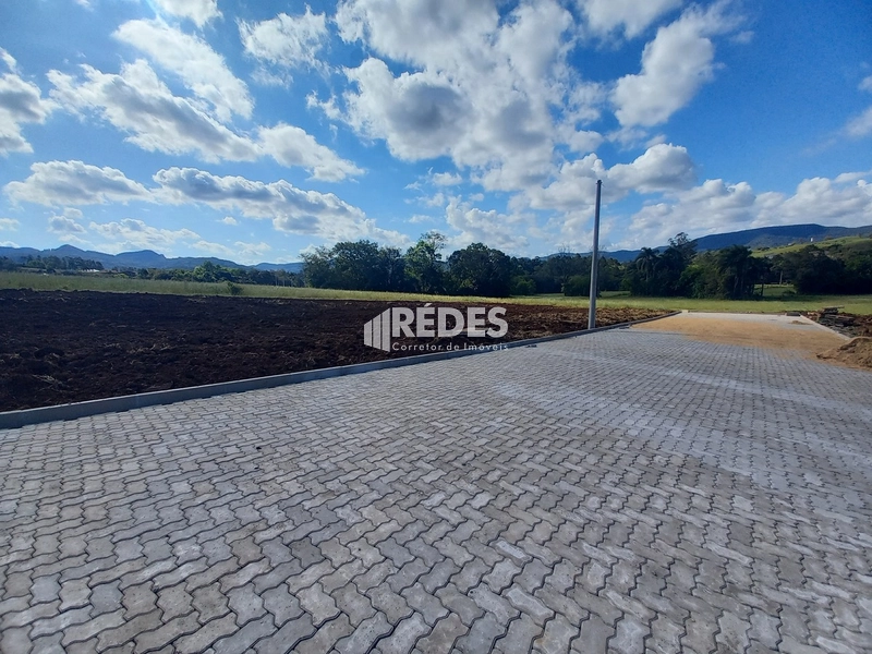 Terreno de esquina: 11ª foto da galeria de imagens do imóvel