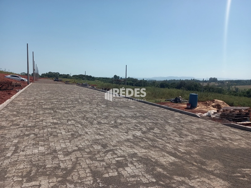 TERRENO 10x20: 7ª foto da galeria de imagens do imóvel