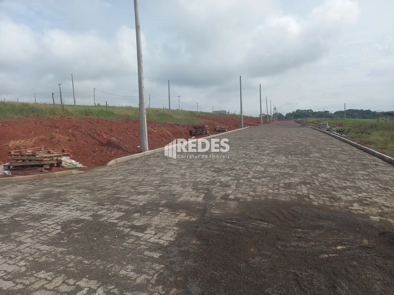 TERRENO 10x20: 3ª foto da galeria de imagens do imóvel