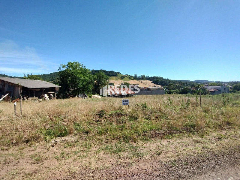 Terreno 13,50x30: 1ª foto da galeria de imagens do imóvel