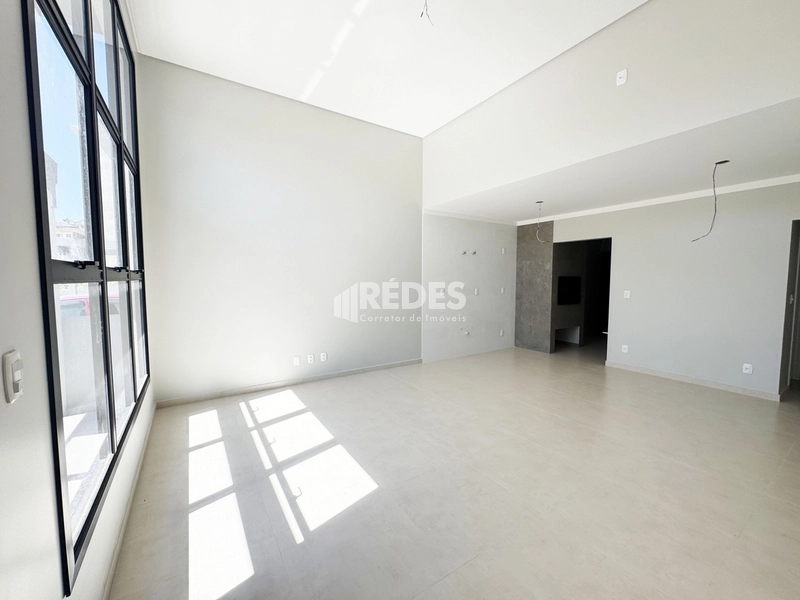 Casa 2 dorms (1 suíte): 4ª foto da galeria de imagens do imóvel