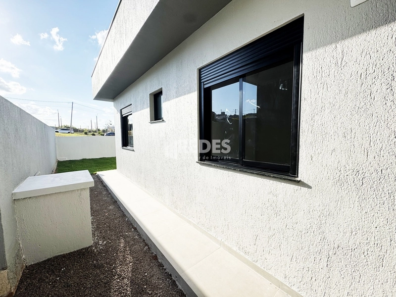 Casa 2 dorms (1 suíte): 10ª foto da galeria de imagens do imóvel